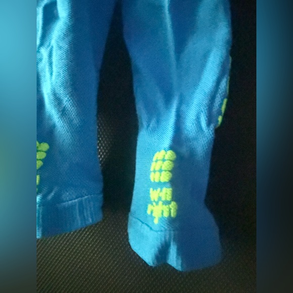 CEP RUNNING Ultralight Calf Compression Sleeves (women’s size II) in blue - Picture 2 of 7